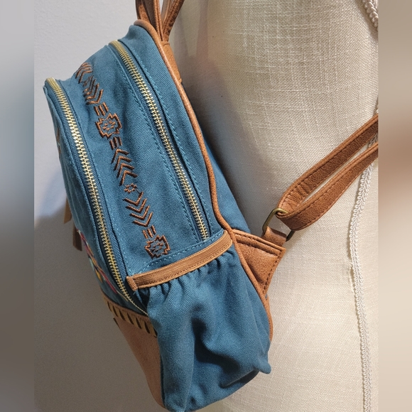 Catchfly Go Your Own Way Faith Collection backpack - Picture 5 of 12